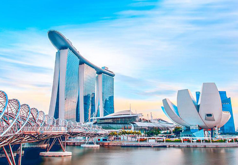 SINGAPORE & MALAYSIA MỘT HÀNH TRÌNH HAI QUỐC GIA: SINGAPORE – KAMPONG GLAM - OLD HILL STREET POLICE STATION - RESORT WORLD SENTOSA – GARDEN BY THE BAY (FLOWER DOME + CLOUD FOREST) – SPECTRA SHOW – THE GREEN HEART MARINA ONE - JEWEL CHANGI 4N3Đ