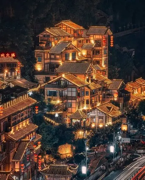 TRUNG HOA MUÔN NẺO: THÀNH ĐÔ - CỬU TRẠI CÂU –– ĐÔ GIANG YỂN