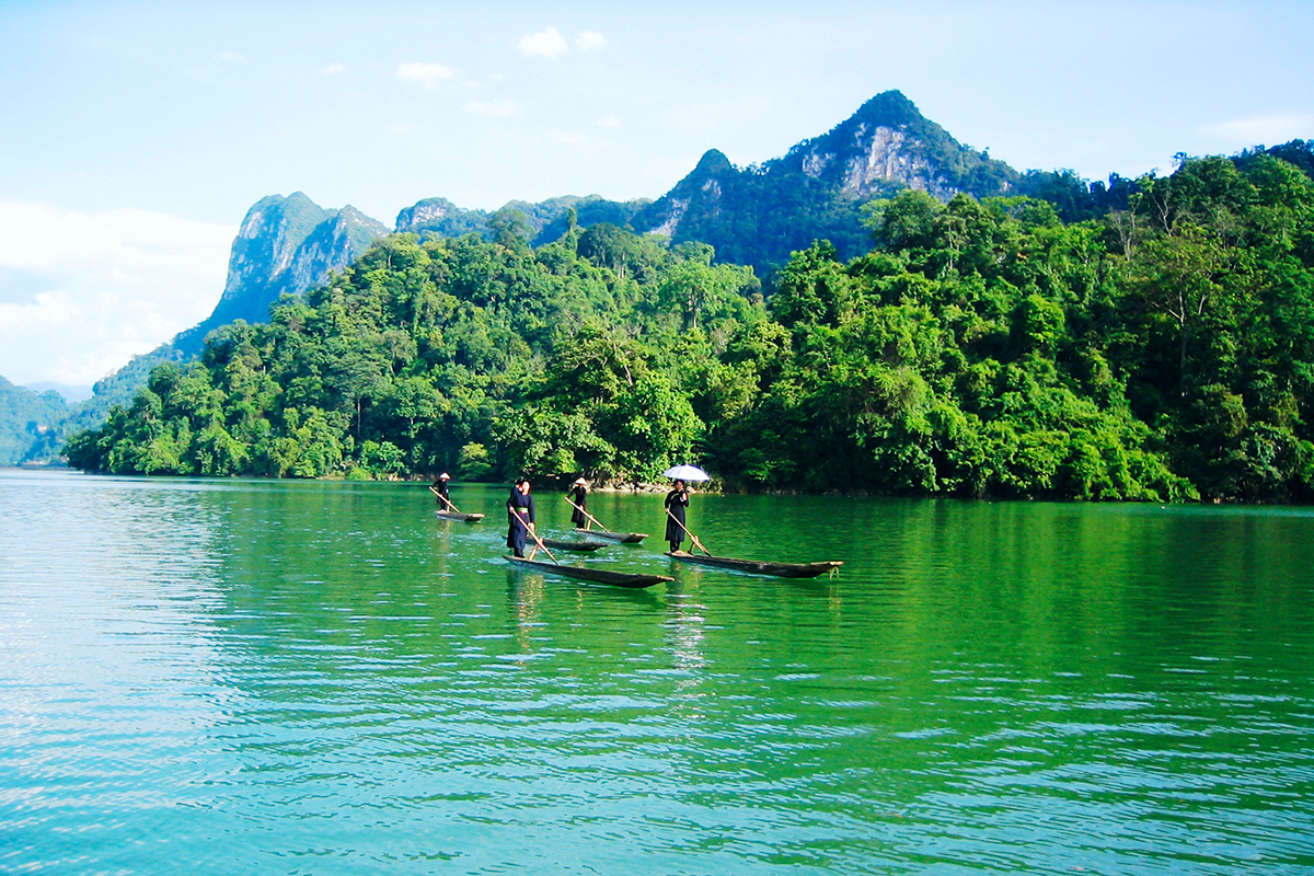 Tour Cao Bằng - Thác Bản Giốc - Động Ngườm Ngao - suối Lê Nin - Hang Pắc Pó - Bắc Kạn - Hồ Ba Bể #1